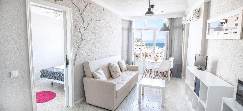 Palm Beach Club Apartamentos Carihuela Torremolinos Rom bilde