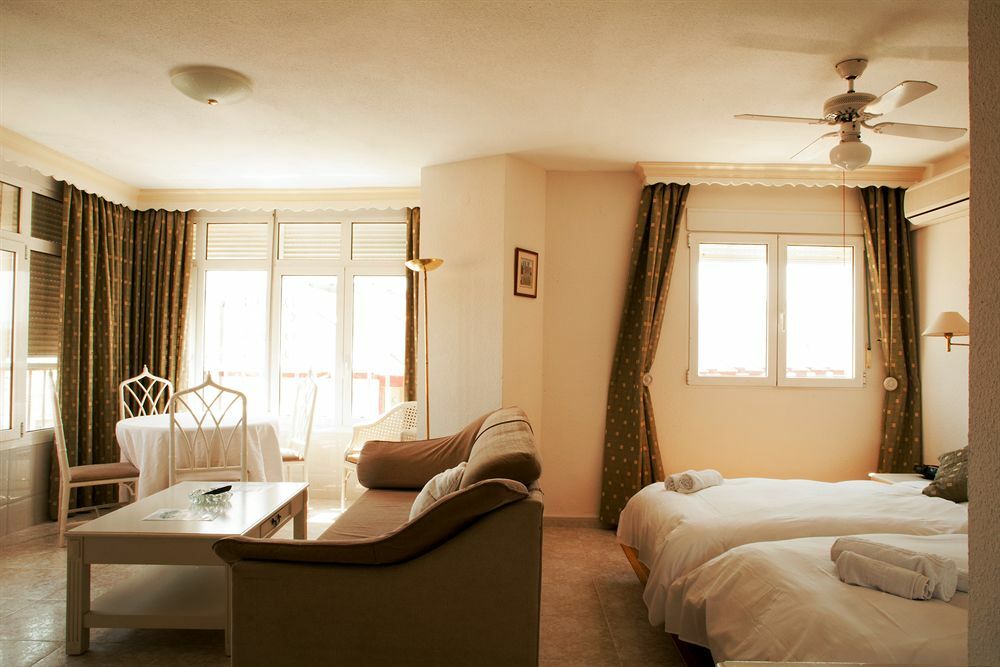 Palm Beach Club Apartamentos Carihuela Torremolinos Eksteriør bilde